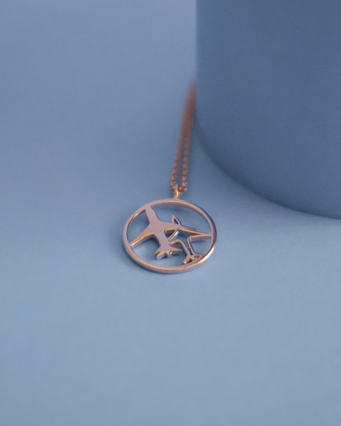 PLANE SHADOW NECKLACE