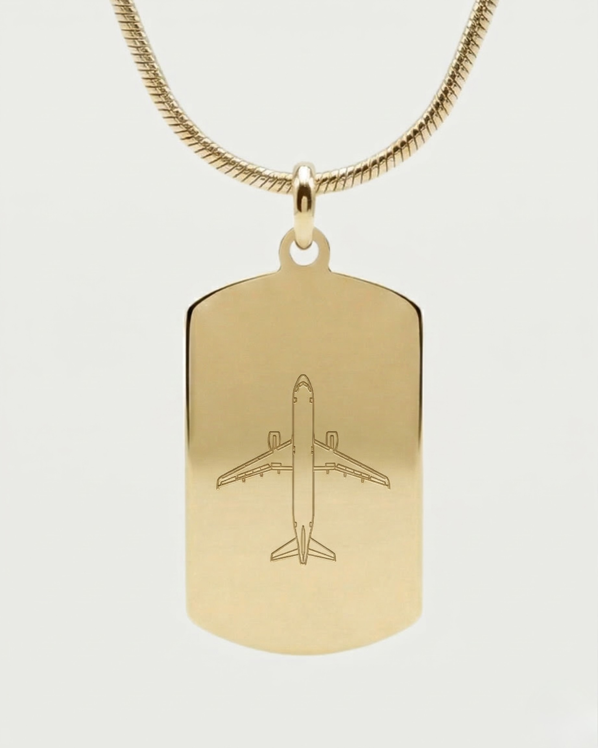 Collar con placa A320 personalizable — grabado aviación acabado oro