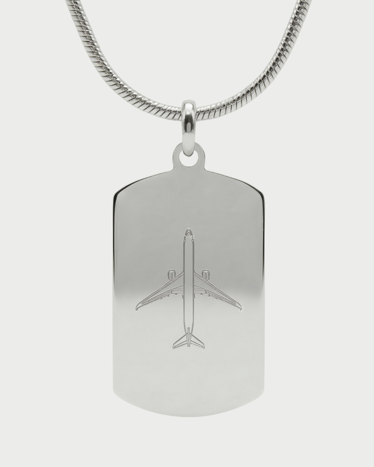 Collar con placa A350 personalizable — grabado aviación acabado plata
