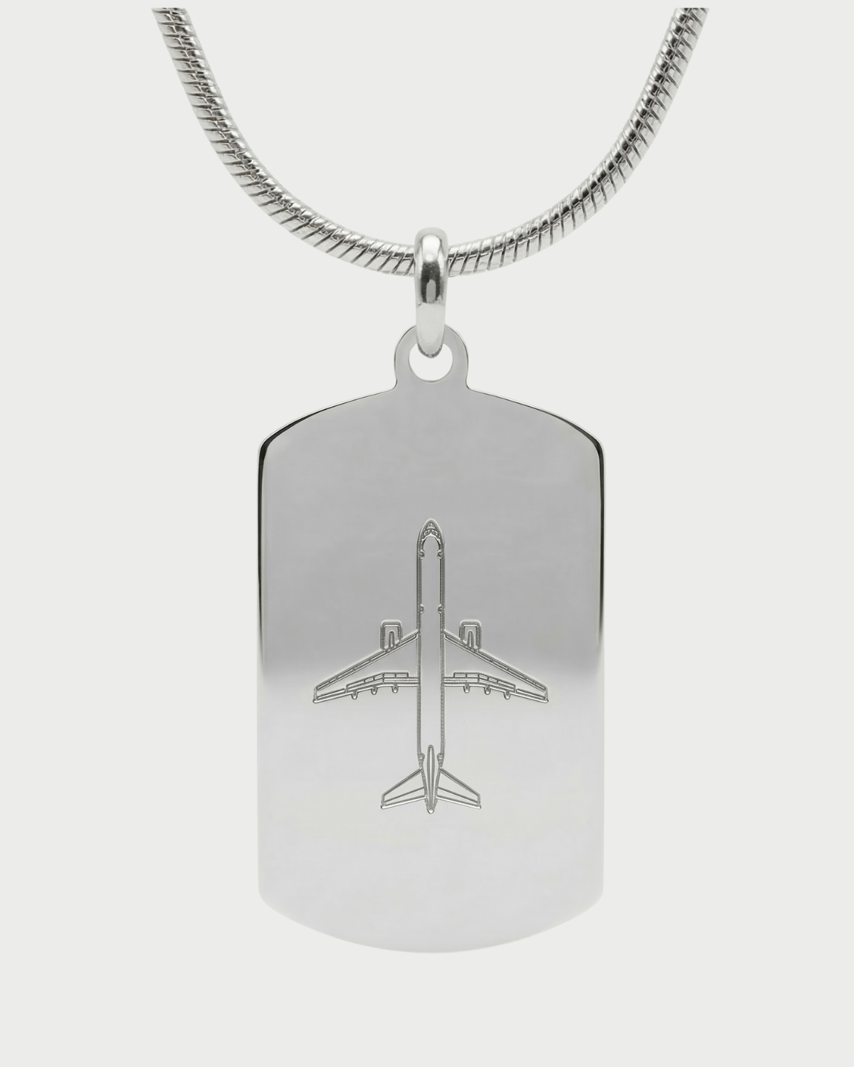 Collar con placa Boeing 757 personalizable — grabado aviación acabado plata
