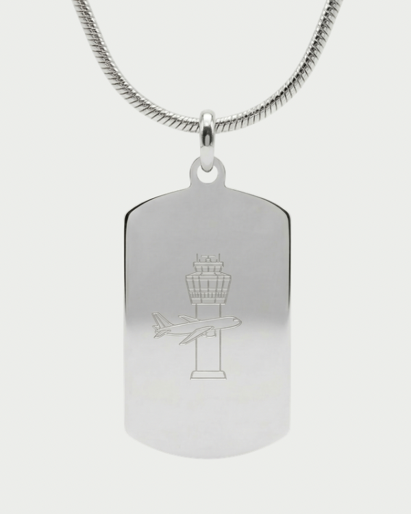 Collar con placa torre de control personalizable — grabado controlador aéreo acabado plata