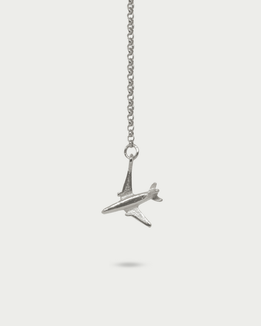 COLLAR OVERFLY